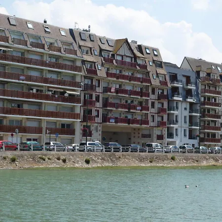 Apartment Laetitia By Interhome Trouville-sur-Mer