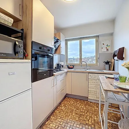 Laetitia By Interhome