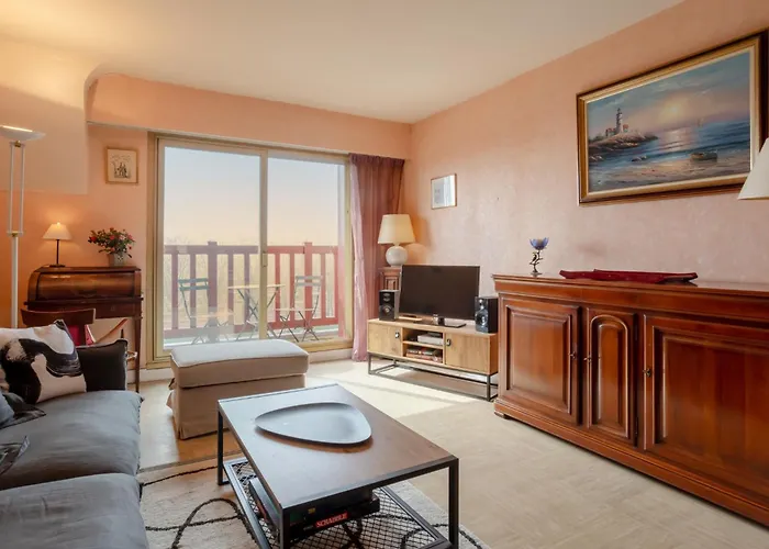 Apartamento Laetitia By Interhome